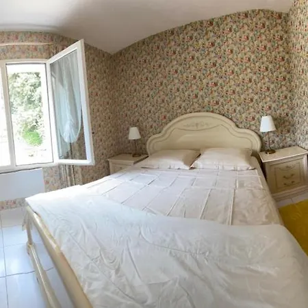 Villa Coastal Bliss *